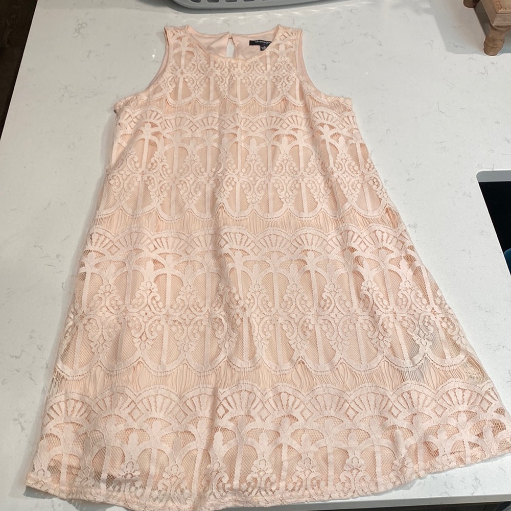 Lace Shift dress